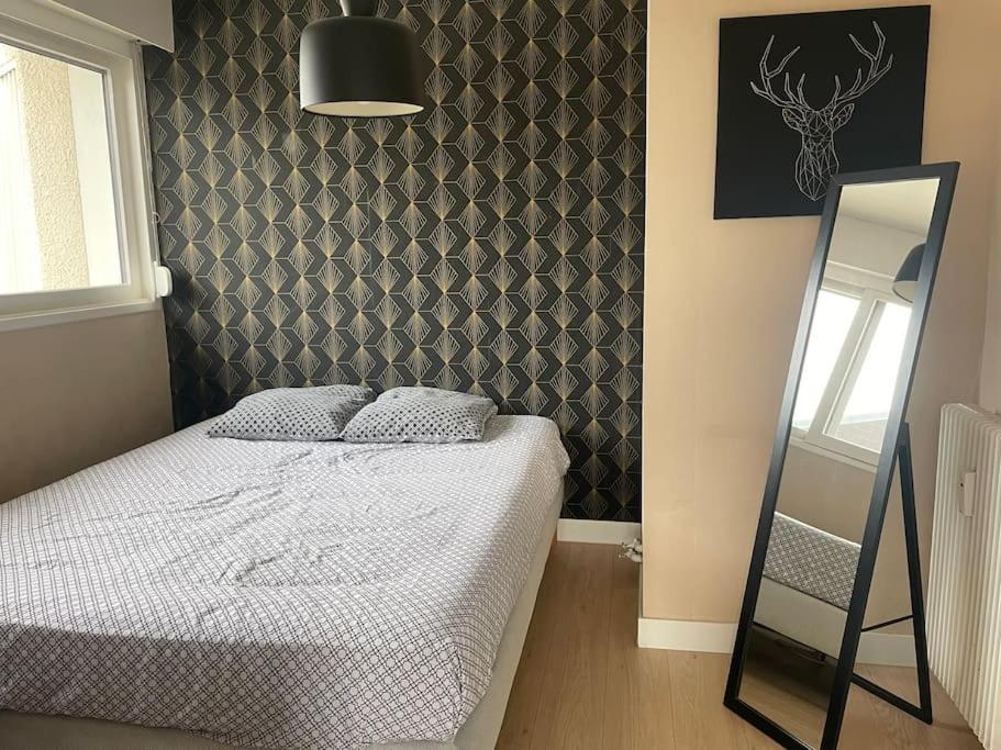 Appartement Lumineux Reims Extérieur photo